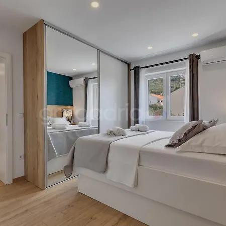 Luxurious Apartments Lara&Luka Makarska Esterno foto