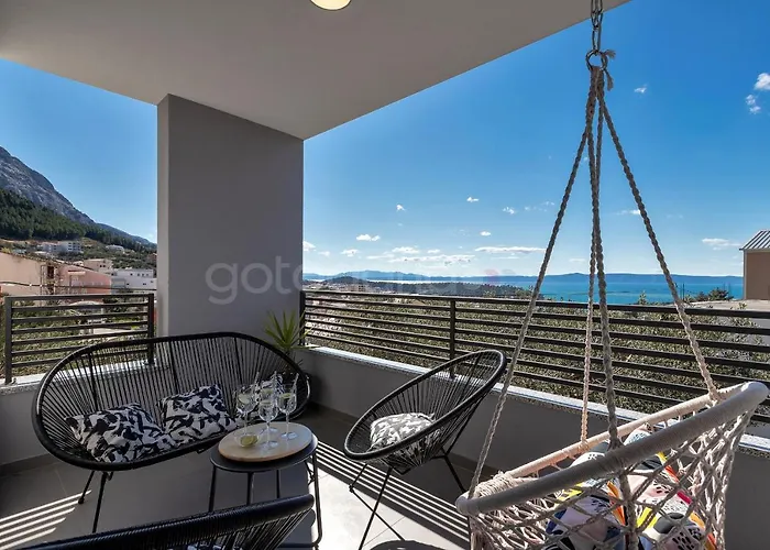 Luxurious Apartments Lara&Luka