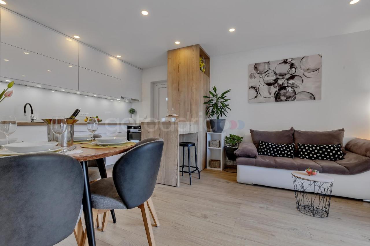 Luxurious Lara&luka Apartment *